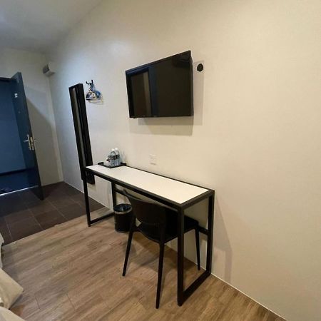 Chariton Hotel באטרוורת' מראה חיצוני תמונה