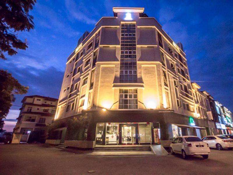Chariton Hotel באטרוורת' מראה חיצוני תמונה