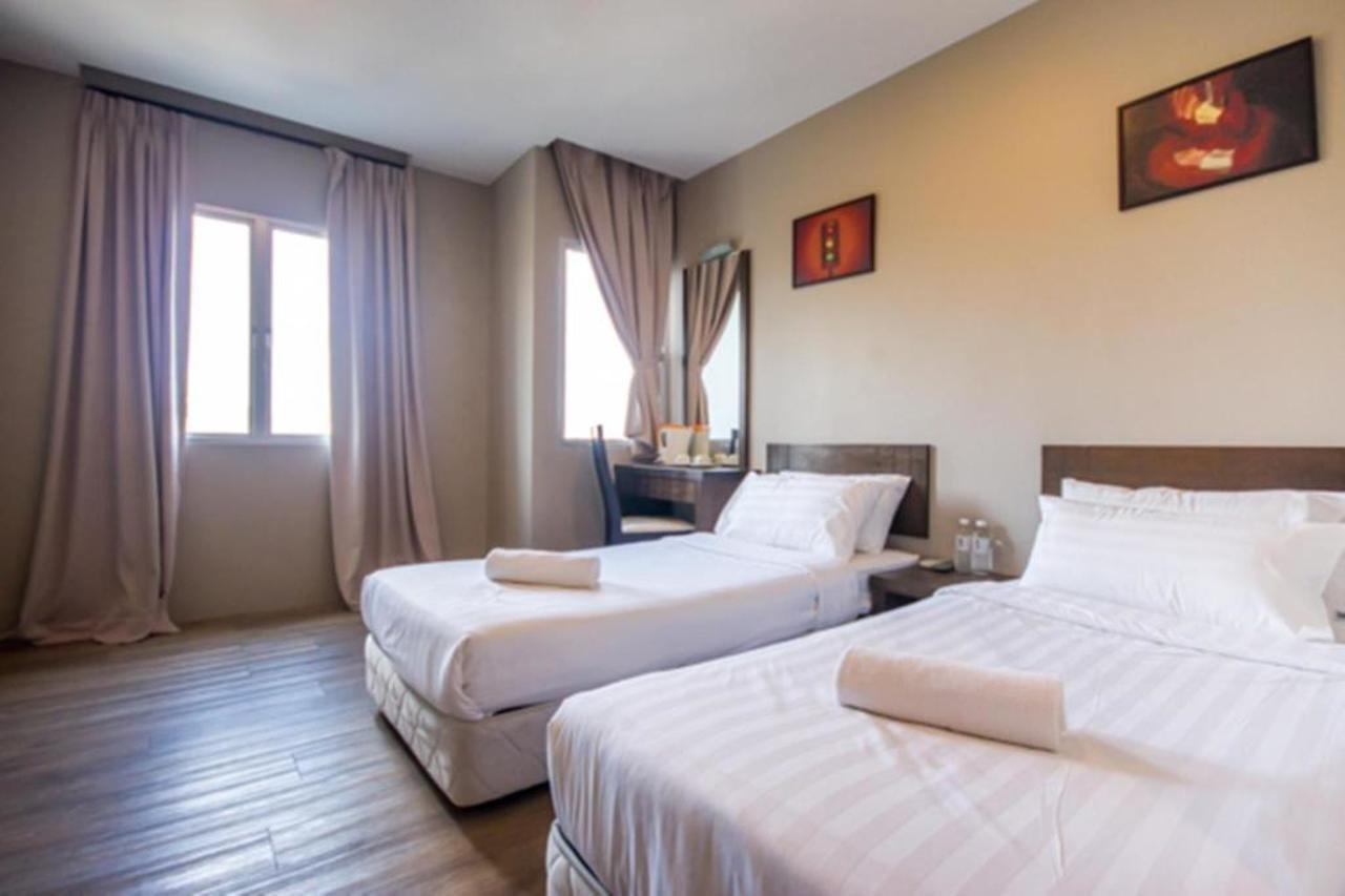 Chariton Hotel באטרוורת' מראה חיצוני תמונה