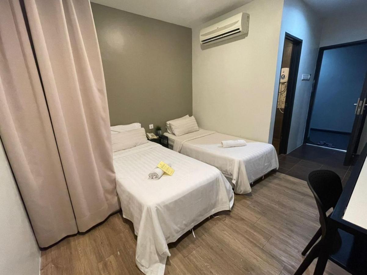 Chariton Hotel באטרוורת' מראה חיצוני תמונה