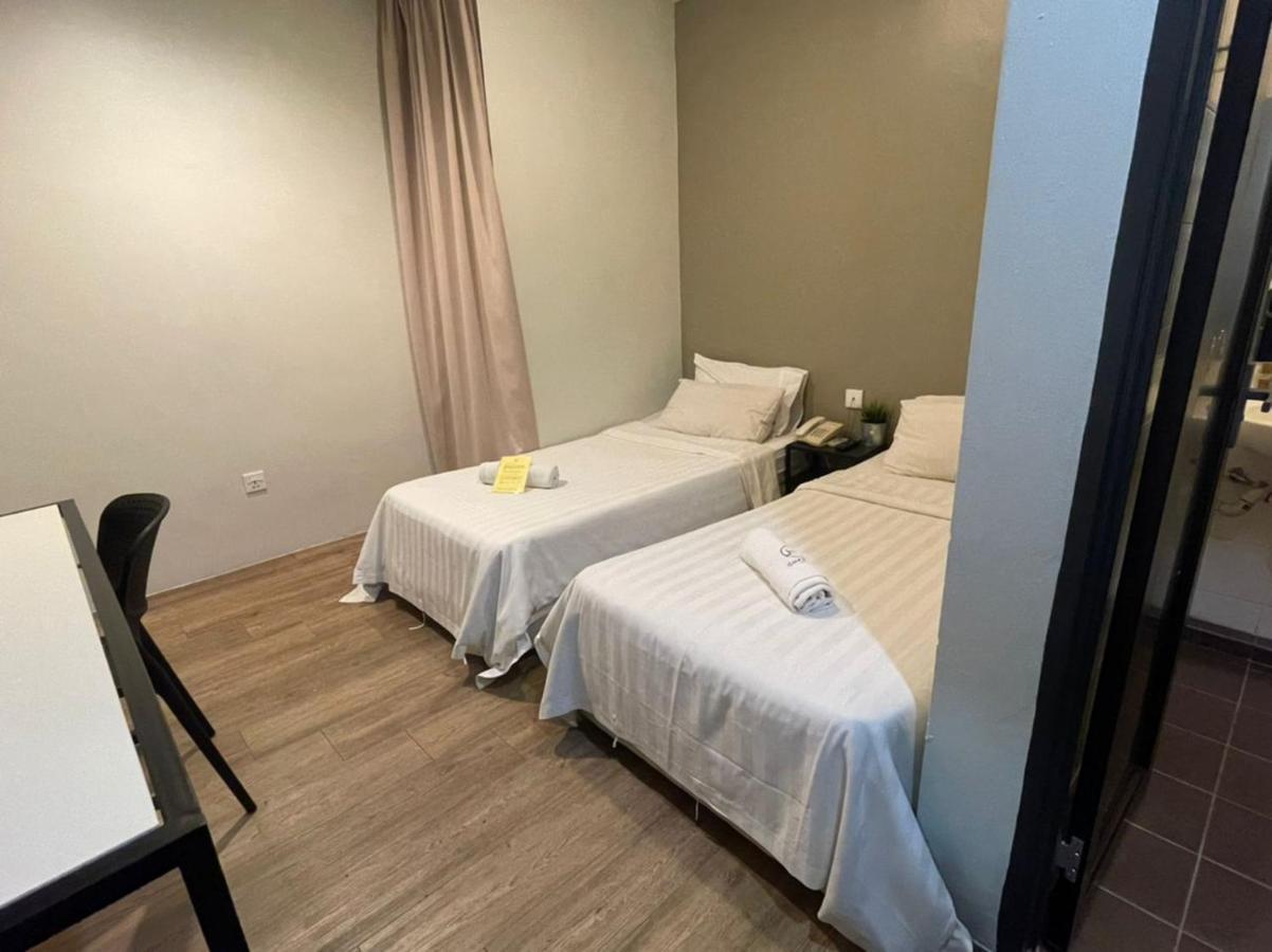 Chariton Hotel באטרוורת' מראה חיצוני תמונה